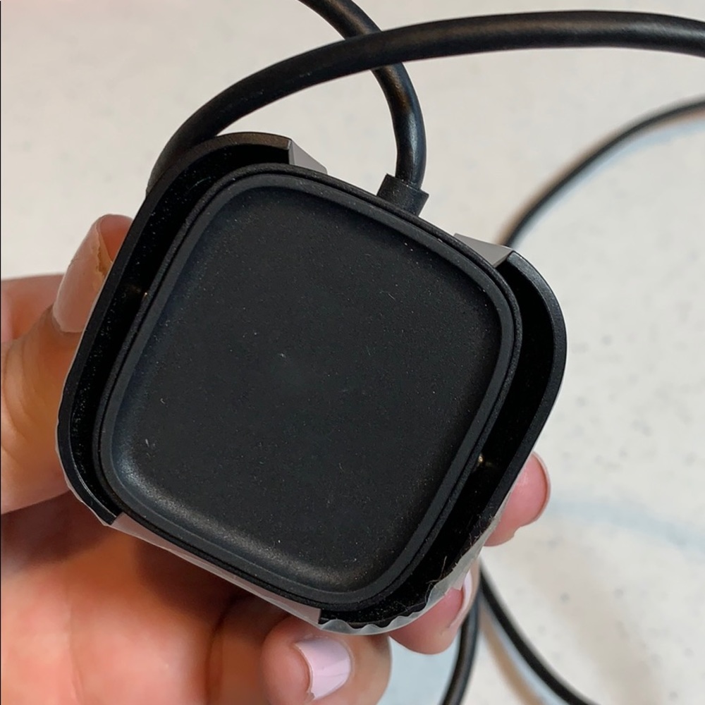 Fitbit Versa - Picture 6 of 8